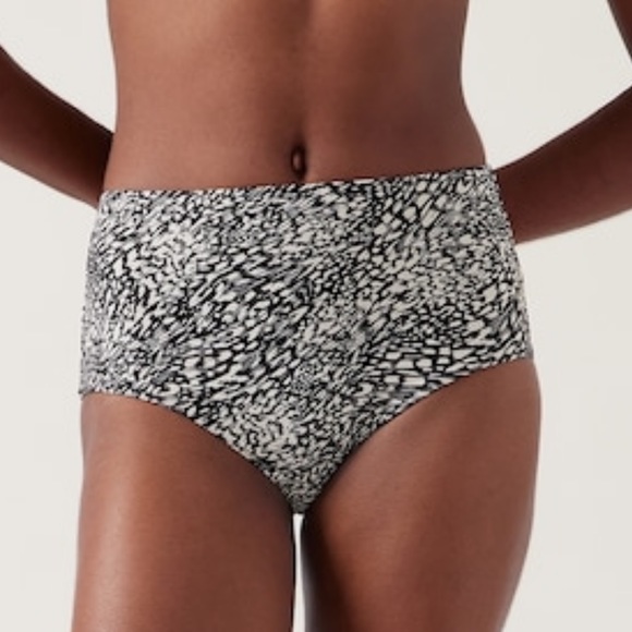 🖤 Athleta High Waist Bikini Bottom // Animalia Sea Salt - Picture 1 of 5
